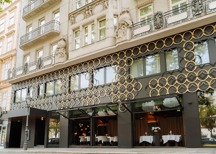 Hotel O11 Boutique 4*
