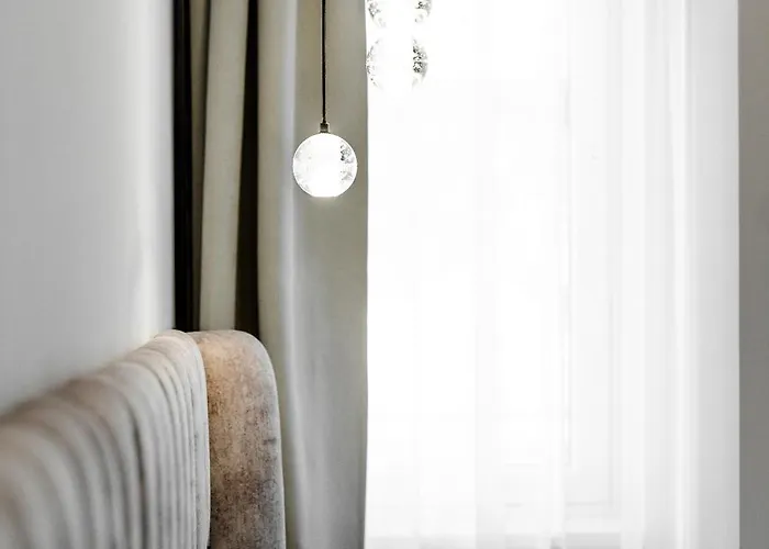 Hotel O11 Boutique 4*