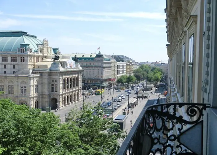 O11 Boutique Hotel